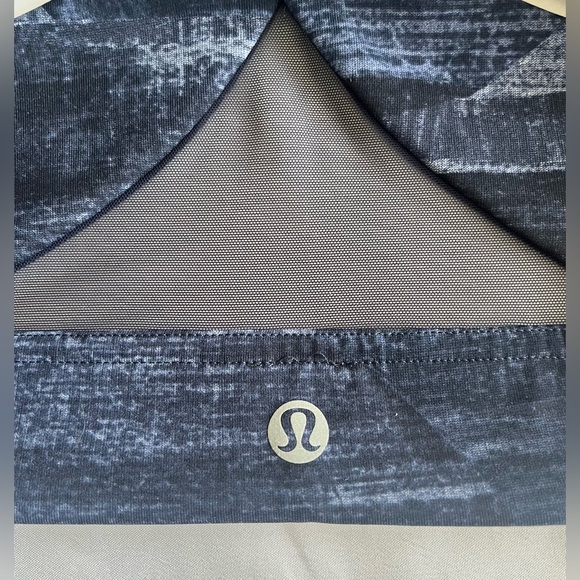 Lululemon Train Times Bra - Size 10 Midnight Navy - Picture 8 of 10